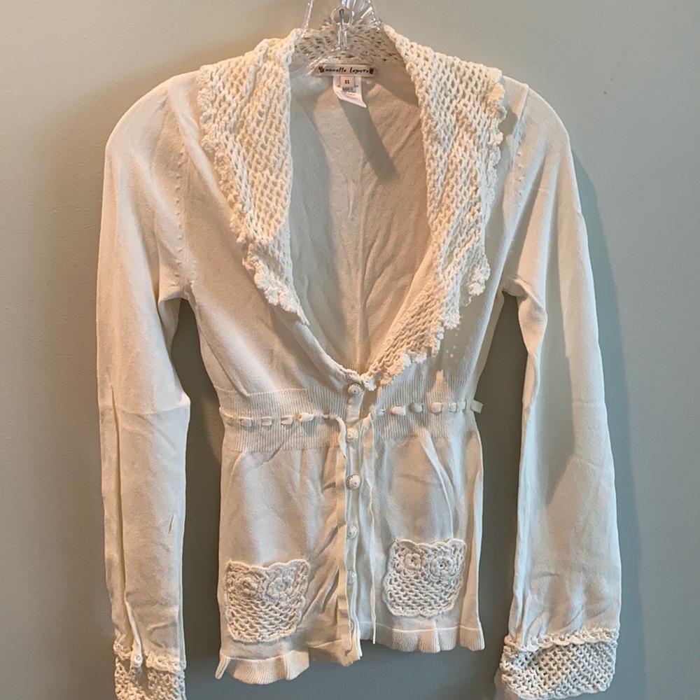 White knit cardigan